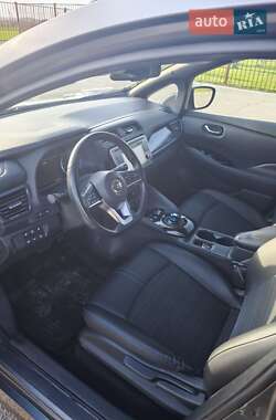Хетчбек Nissan Leaf 2018 в 