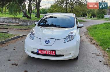 Хетчбек Nissan Leaf 2017 в 