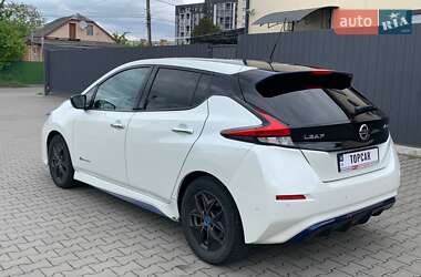 Хетчбек Nissan Leaf 2018 в 