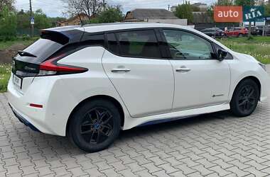 Хетчбек Nissan Leaf 2018 в 