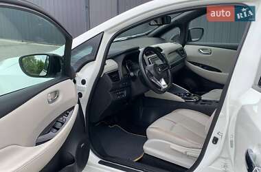 Хетчбек Nissan Leaf 2018 в 