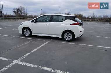 Хетчбек Nissan Leaf 2021 в 