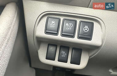Хетчбек Nissan Leaf 2011 в 
