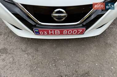 Хэтчбек Nissan Leaf 2020 в 
