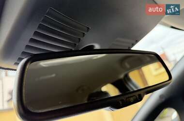Хэтчбек Nissan Leaf 2020 в 