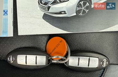 Хэтчбек Nissan Leaf 2020 в 