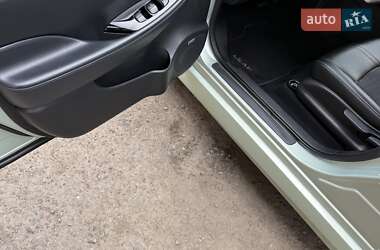Хетчбек Nissan Leaf 2020 в 