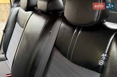 Хетчбек Nissan Leaf 2020 в 