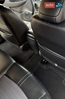 Хетчбек Nissan Leaf 2020 в 