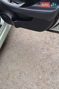 Хетчбек Nissan Leaf 2020 в 