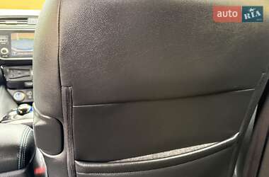 Хетчбек Nissan Leaf 2020 в 