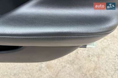 Хетчбек Nissan Leaf 2020 в 