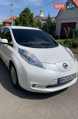 Хетчбек Nissan Leaf 2014 в Одесі