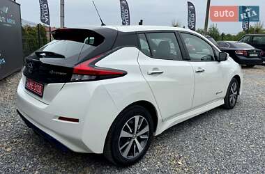 Хэтчбек Nissan Leaf 2020 в 