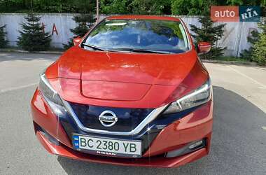 Хэтчбек Nissan Leaf 2018 в Львове