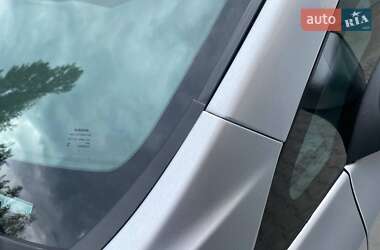 Хэтчбек Nissan Leaf 2022 в 