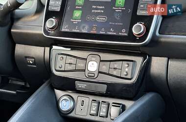 Хетчбек Nissan Leaf 2020 в 