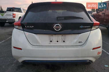 Хетчбек Nissan Leaf 2018 в 
