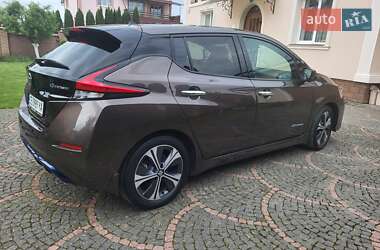 Хетчбек Nissan Leaf 2018 в 