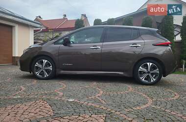 Хетчбек Nissan Leaf 2018 в 