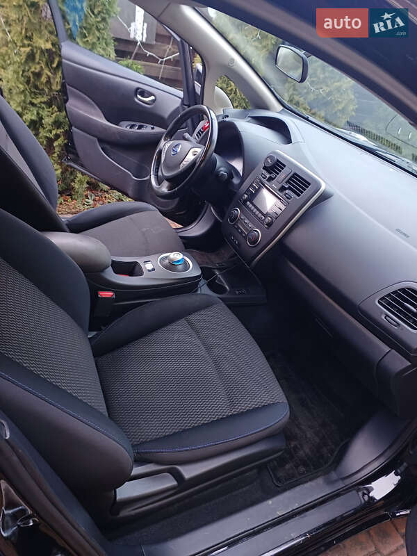 Хетчбек Nissan Leaf 2014 в Києві