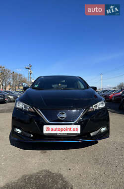 Хетчбек Nissan Leaf 2020 в 