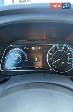 Хетчбек Nissan Leaf 2020 в 