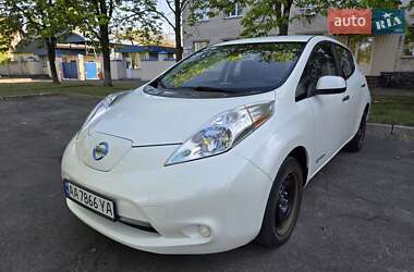 Хетчбек Nissan Leaf 2016 в Києві
