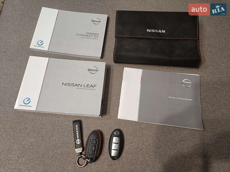 Хетчбек Nissan Leaf 2018 в Харкові