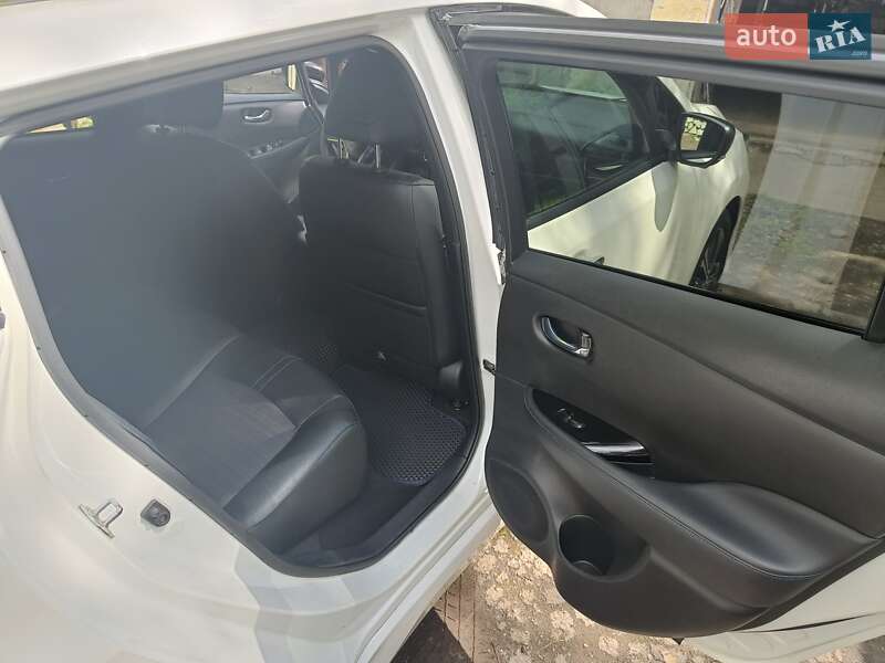 Хетчбек Nissan Leaf 2018 в Харкові