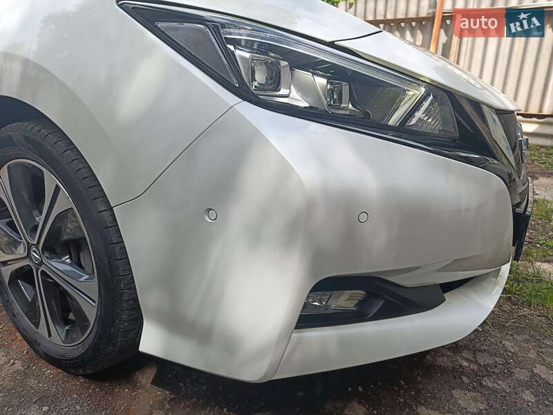 Хетчбек Nissan Leaf 2018 в Харкові