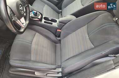 Хетчбек Nissan Leaf 2020 в 