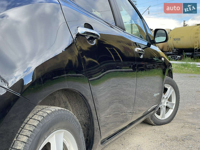 Хэтчбек Nissan Leaf 2017 в Трускавце