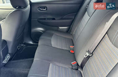 Хетчбек Nissan Leaf 2019 в 