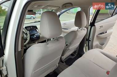 Хетчбек Nissan Leaf 2012 в 