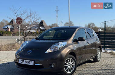 Хетчбек Nissan Leaf 2017 в 