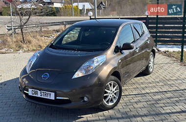 Хетчбек Nissan Leaf 2017 в 