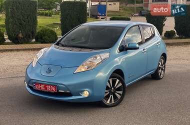 Хетчбек Nissan Leaf 2014 в Дніпрі
