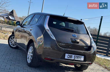 Хетчбек Nissan Leaf 2017 в 