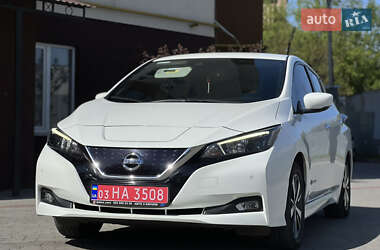 Хэтчбек Nissan Leaf 2018 в 