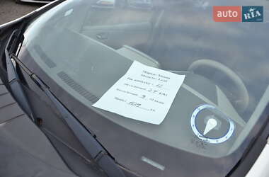 Хэтчбек Nissan Leaf 2013 в 