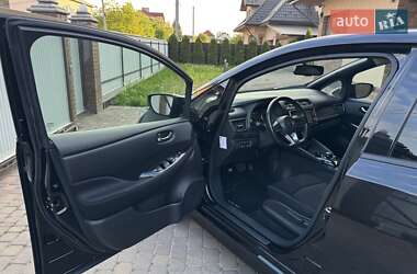 Хетчбек Nissan Leaf 2019 в 