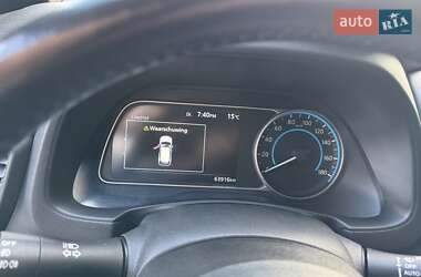 Хетчбек Nissan Leaf 2019 в 