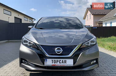 Хэтчбек Nissan Leaf 2019 в 