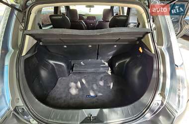 Хетчбек Nissan Leaf 2013 в 