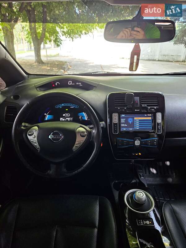 Хетчбек Nissan Leaf 2013 в Одесі