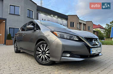 Хетчбек Nissan Leaf 2022 в 