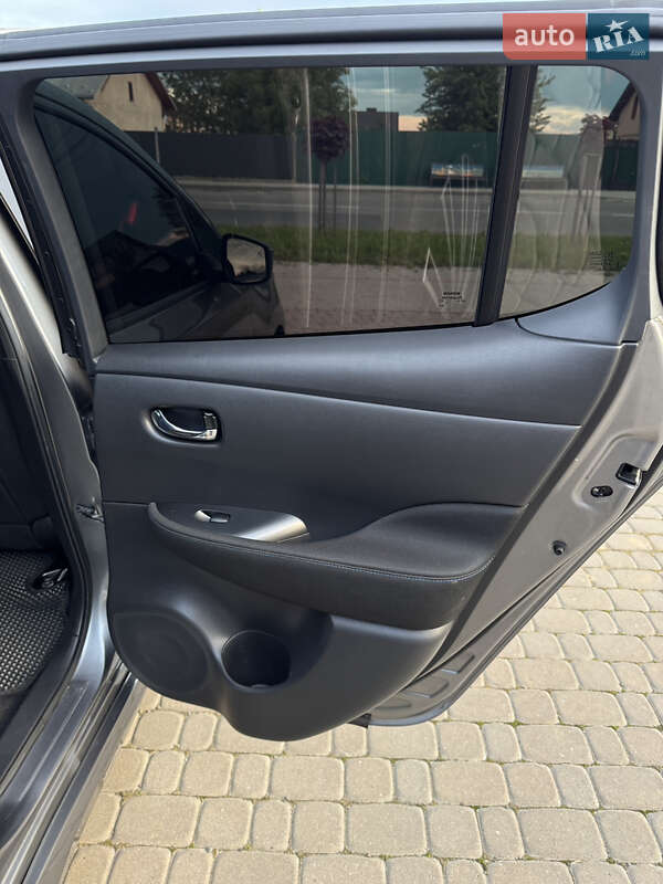 Хэтчбек Nissan Leaf 2022 в Коломые