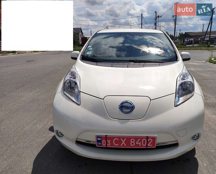 Хетчбек Nissan Leaf 2016 в Києві