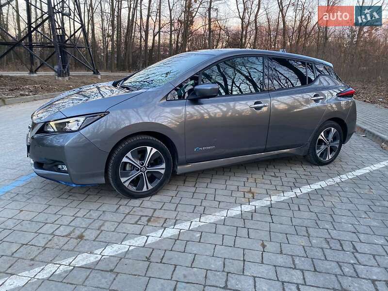 Хэтчбек Nissan Leaf 2020 в Львове